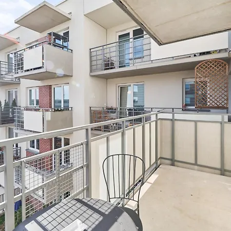 Διαμέρισμα Siemianowicka With Balcony & Parking Wroclaw By Renters Βρότσλαβ