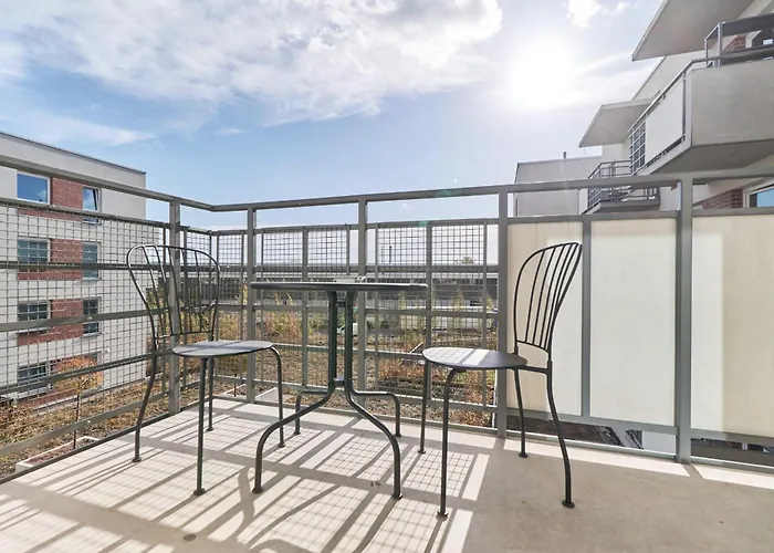 Διαμέρισμα Siemianowicka With Balcony & Parking Wroclaw By Renters Βρότσλαβ