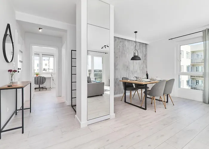 Siemianowicka With Balcony & Parking Wroclaw By Renters * Βρότσλαβ