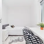 Siemianowicka With Balcony & Parking By Renters فروتسواف