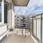 شقة Siemianowicka With Balcony & Parking By Renters