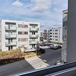 Siemianowicka With Balcony & Parking By Renters شقة